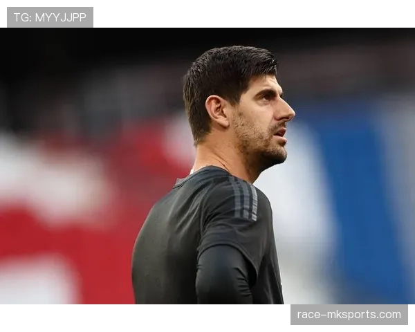 库尔图瓦转战沙特联赛点燃球迷热情，新东家迎来强劲活力