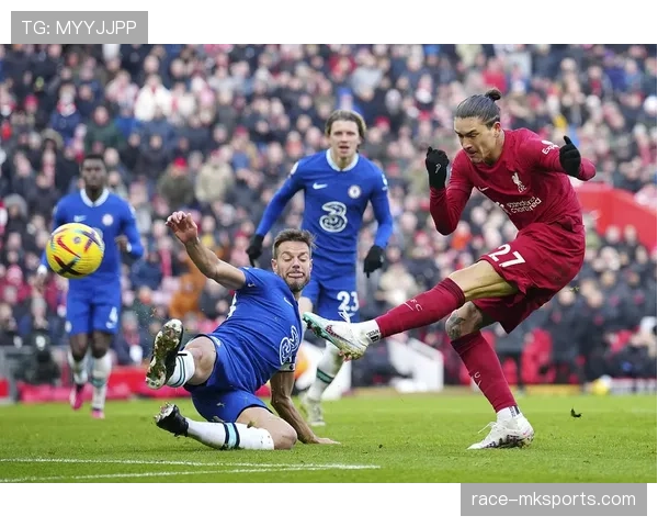 对阵顶级前锋：拉莫斯的防守对抗